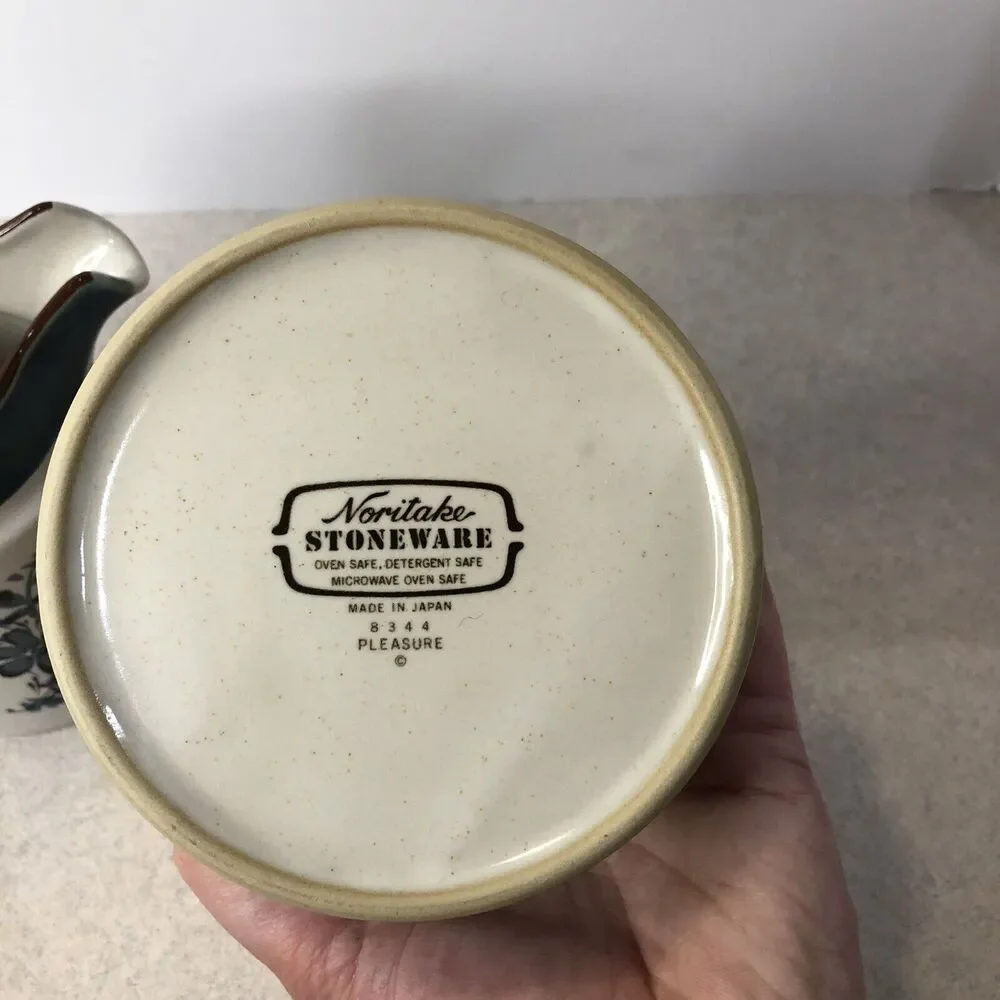 Noritake Stoneware Sugar and Creamer Set-Pleasure 8344‎ EXCELLENT